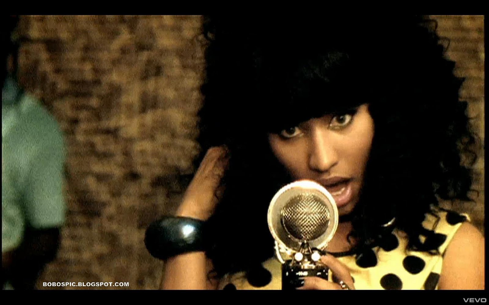 Music Video Pics Sean Kingston Letting Go (Dutty Love) featuring Nicki