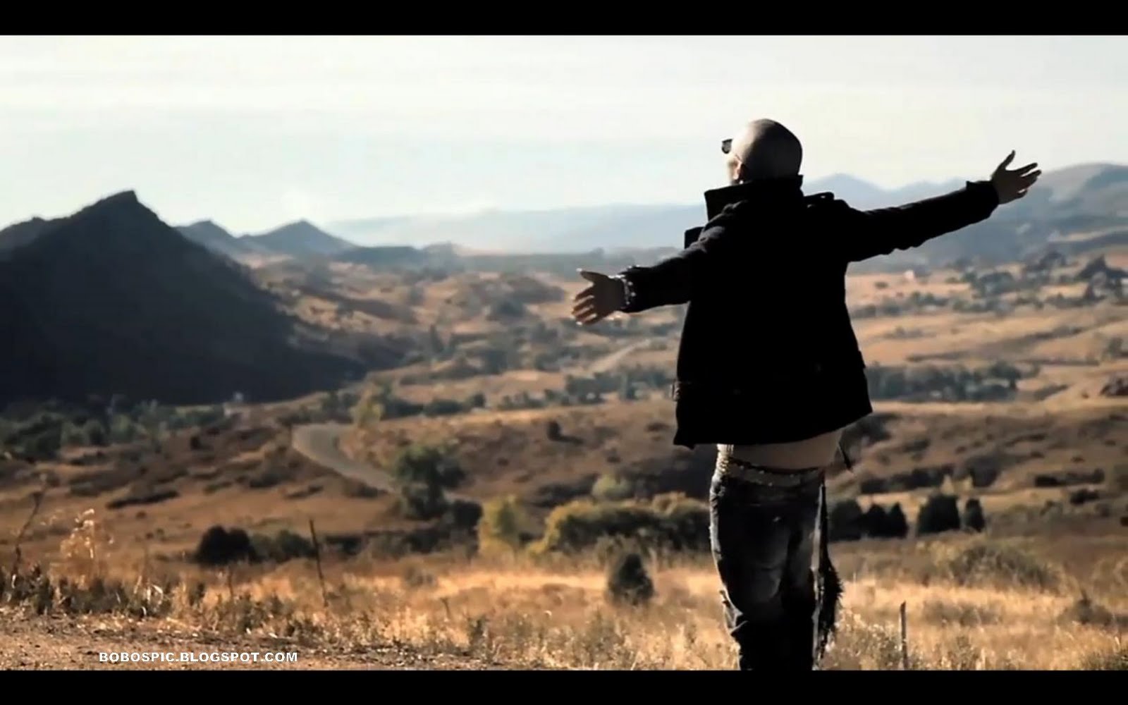 Music Video Pics B.o.B Don't Let