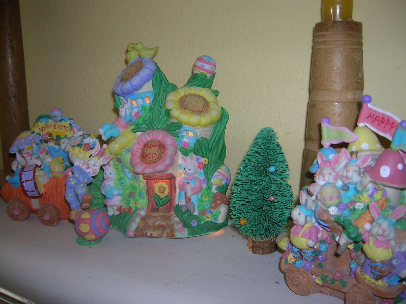 [fourth_post_easter_village.JPG]