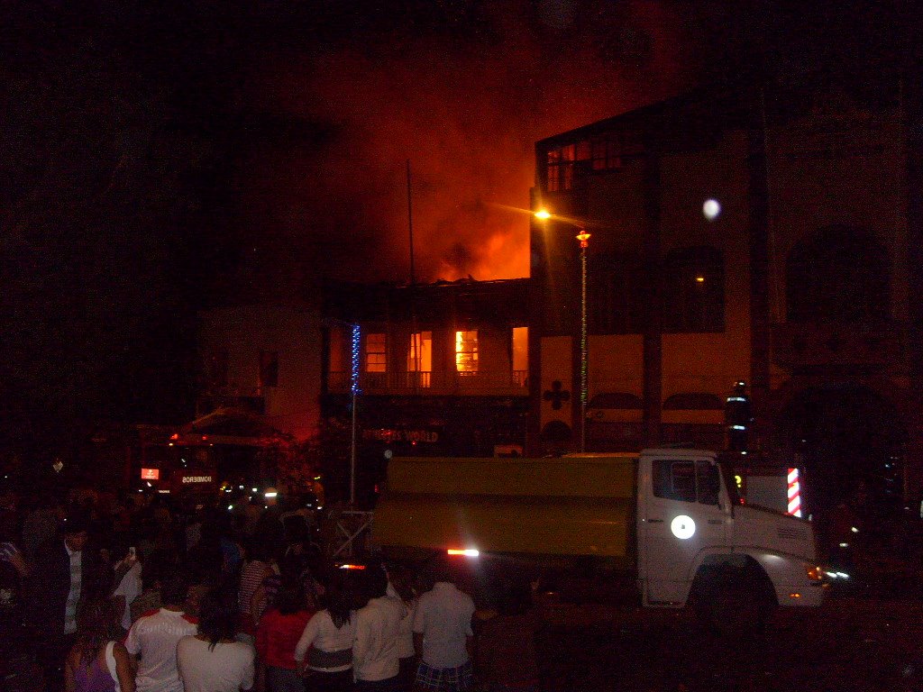 [incendio+centro+(1).JPG]
