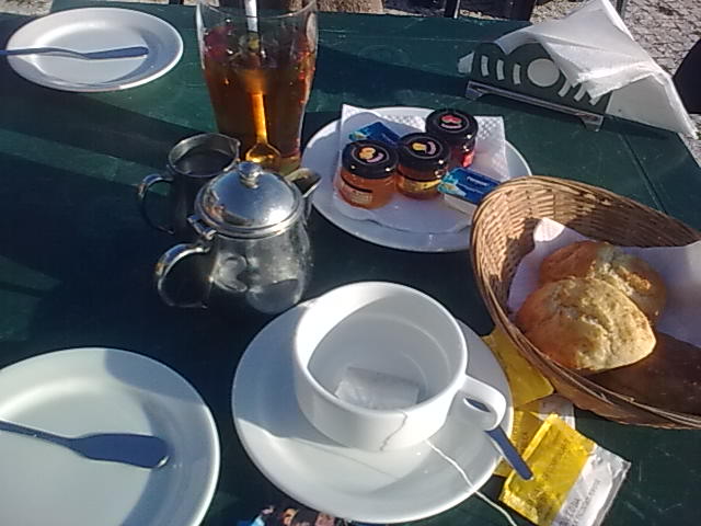 [14032010_095-715925.jpg]