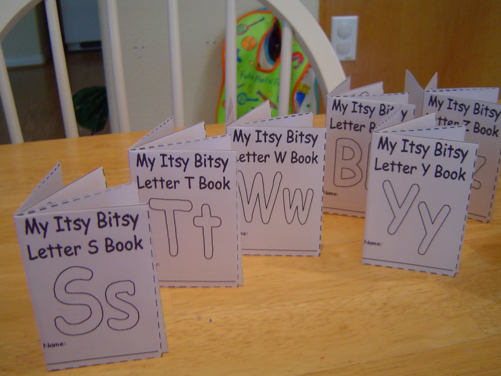 My Two Happy Homeschoolers: Alphabet Mini Books