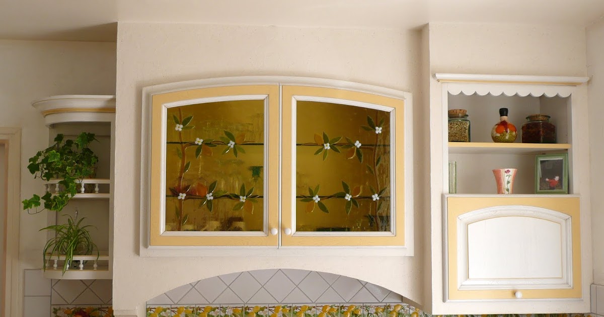 DES IDEES EN VERRE Portes de placard de cuisine en verre