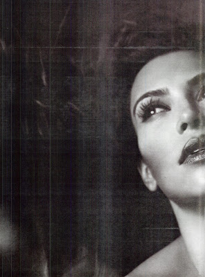 Hot pic: Kim Kardashian Goes Nude Again On W Magazine