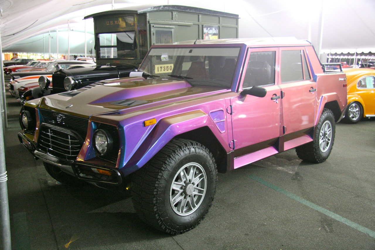 Lamborghini джип lm002 салон