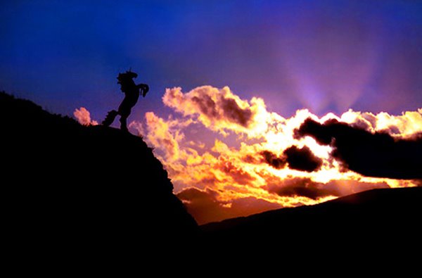 Sometimes, between day and night, ...... an Unicorn appears in this mystical world of South-West