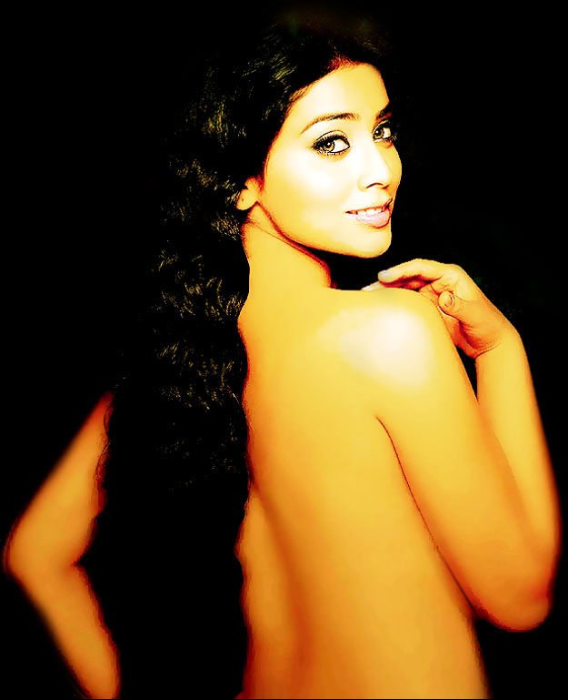 [Model04-11(Shriya+Saran).jpg]