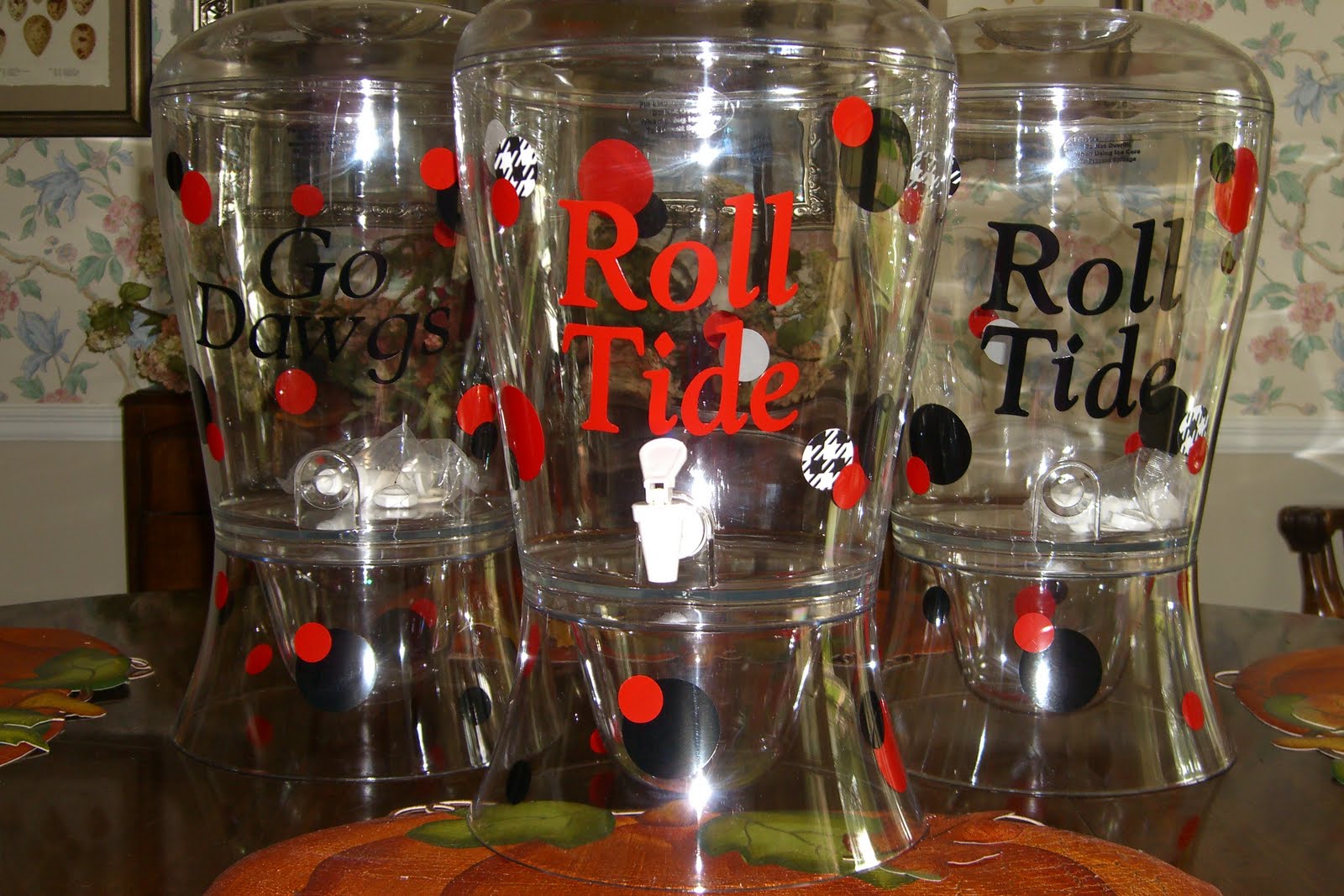 Hissyfits Boutique Fun Drink Dispensers