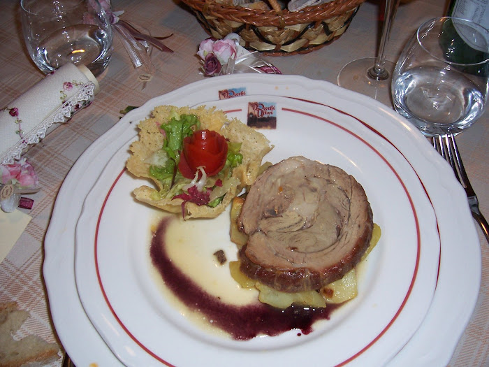 reale di vitello su patate con riduzione di Montepulciano