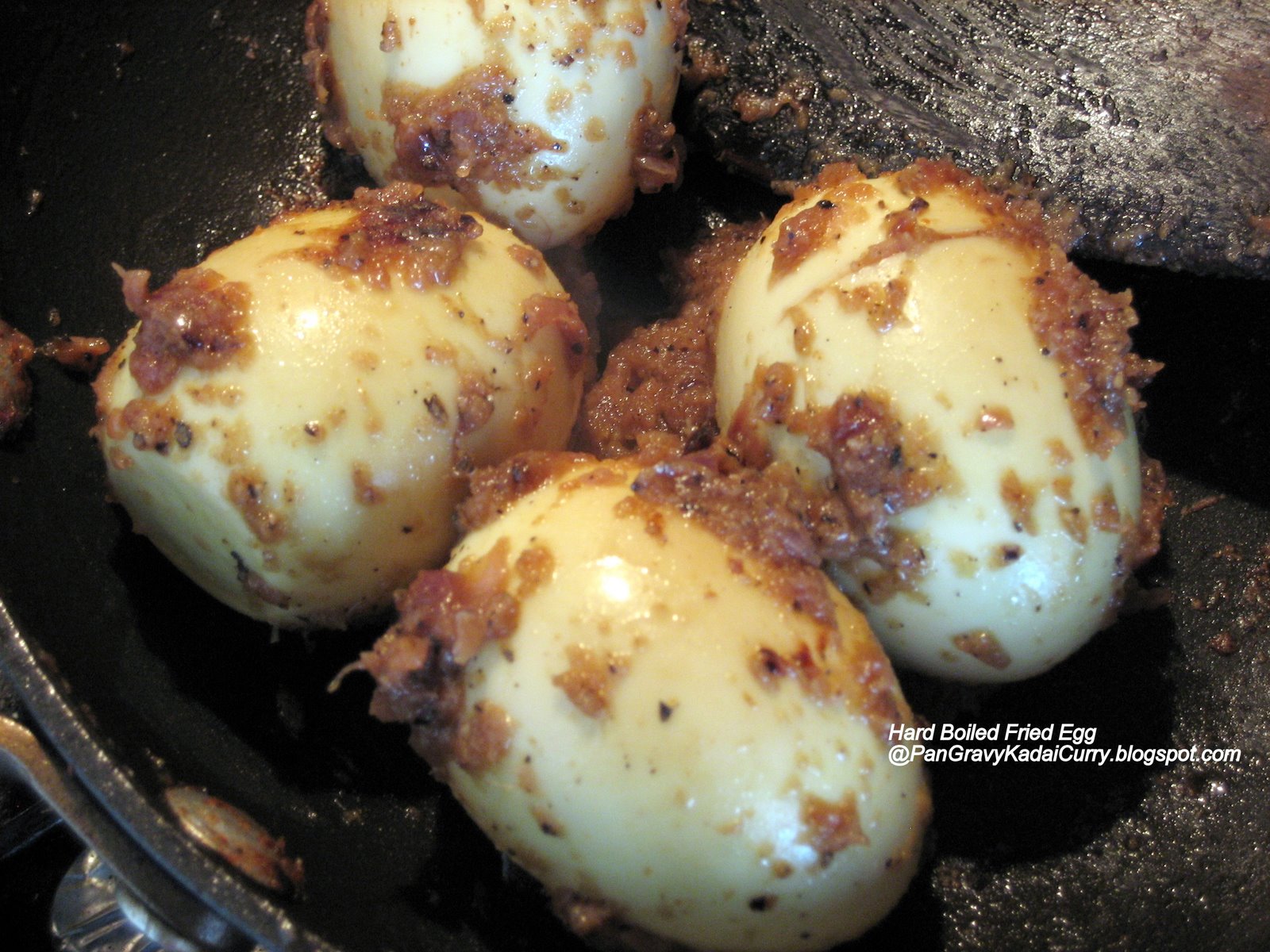 Pan Gravy Kadai Curry: Hard Boiled Fried Egg
