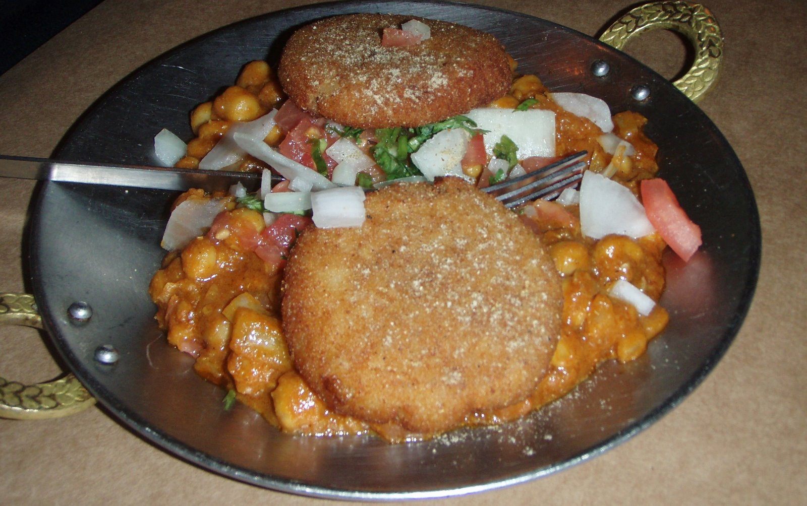 [Aloo+channa.jpg]