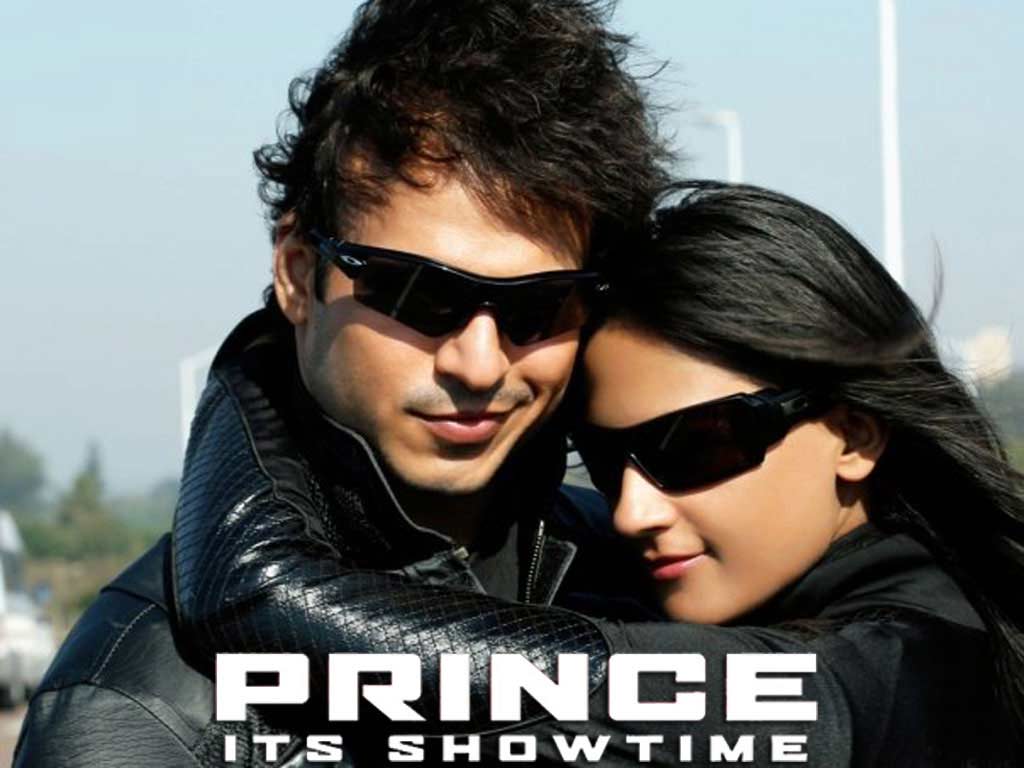 http://1.bp.blogspot.com/_2oR_utb4fH0/S-GjlOY5LqI/AAAAAAAAAC8/CZZTel4-rQc/s1600/prince-hindi-film-wallpaper.jpg
