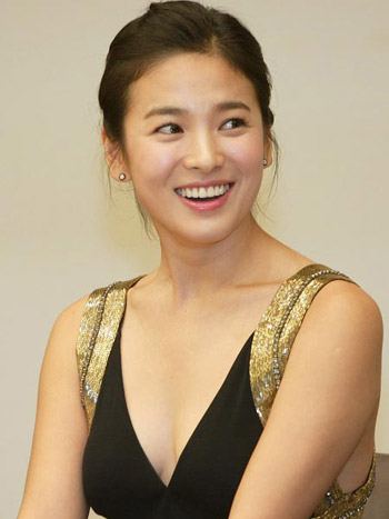 Apple TV+:苹果订购了伊娃·朗格利亚主演的电视剧《女人之地》