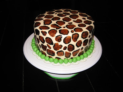 Ashley's Cakery: Leopard Cake