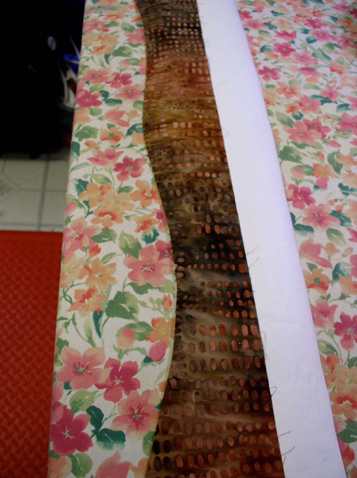 [Cow+Pony+Rust+Quilt+Wavy+Border+4.jpg]