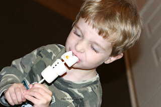 marshmallow snowmen