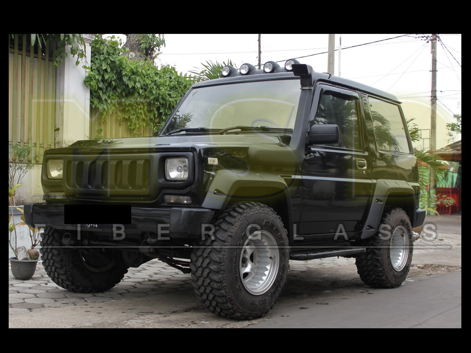 Gambar Modifikasi Mobil Feroza 94 Terkeren Dan Terlengkap