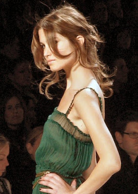 Elegance Cool Short Sleek Hairstyle in 2010