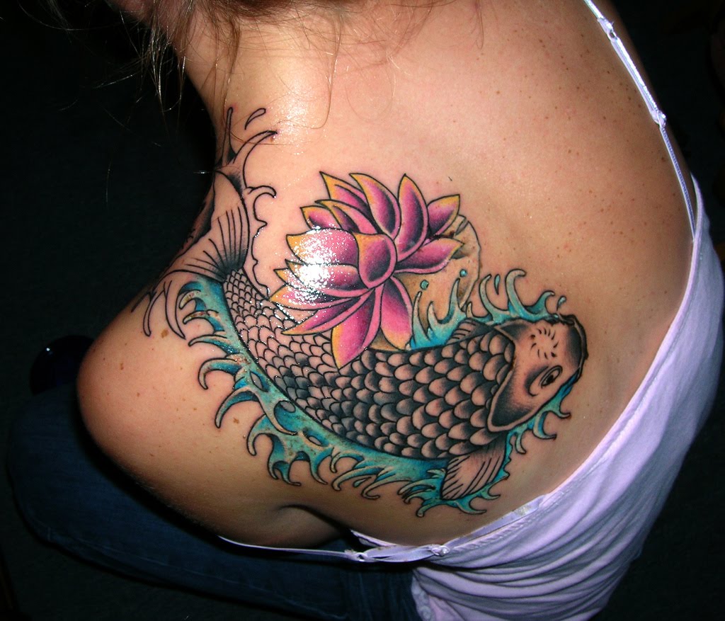 japanese tattoo sleeve designs Hot Girl Tattoos With Japanese Koi Fish Tattoo Designs On The Left 