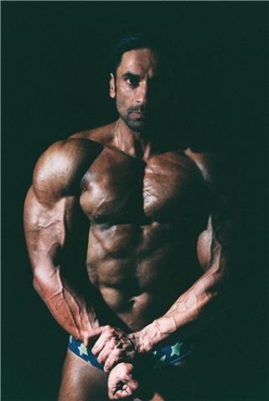 world bodybuilders pictures: beautiful muscles pakistani man ...