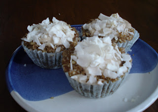 Lemon Pudding Coconut Cupcakes