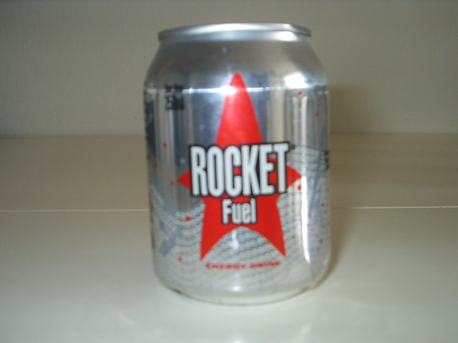 LATAS DE GASEOSAS DE JUAN CRUZ ROCKET FUEL ENERGIZANTE