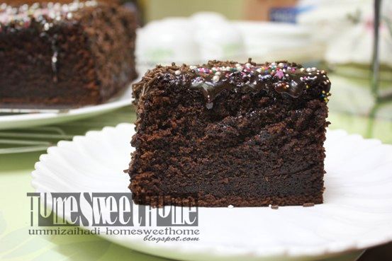 Home Sweet Home: Moist Chocolate Cake Lagi