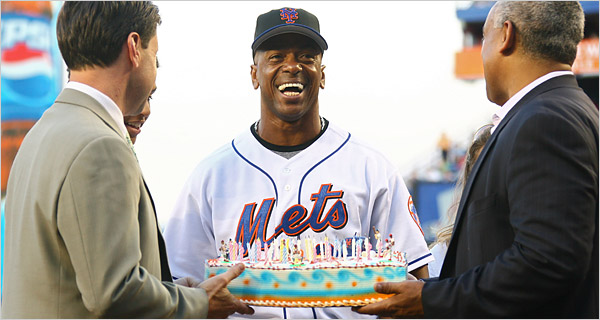 [julio+franco+birthday+cake.jpg]
