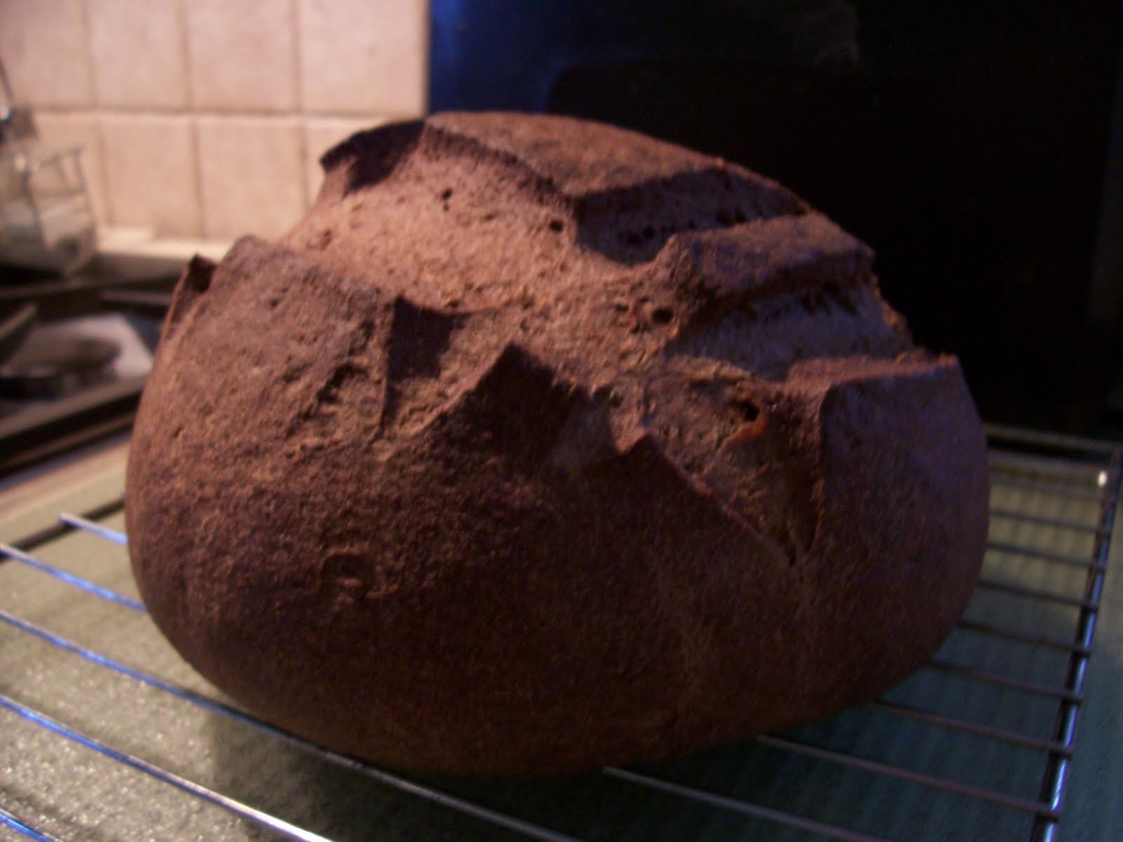 The Dough Maker: How to Make Bread: Pumpernickel Bread Recipe