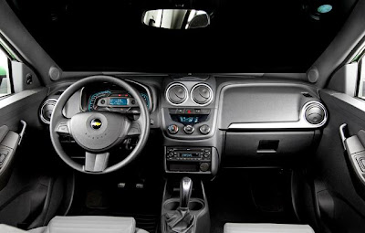 2011 Model New Version Pick up Chevy Montana interior photos