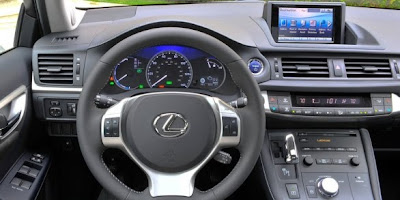 2011 Lexus 200h CT