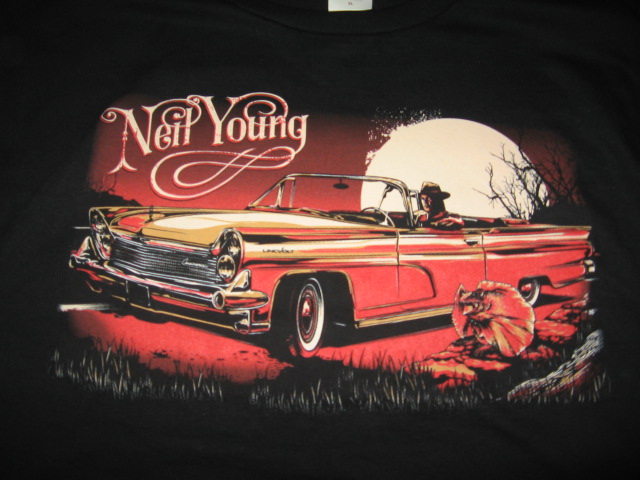 [Neil+Young+T+shirt+front+1.JPG]