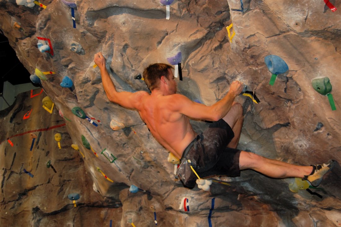 Lloyd Climbing Blog: The 2010 CWC Bouldering Competition