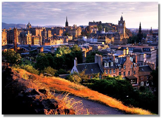[EdinburghCastle.jpg]