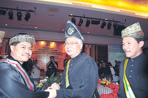 [FAIRUS+KELUAR+PKR.jpg]