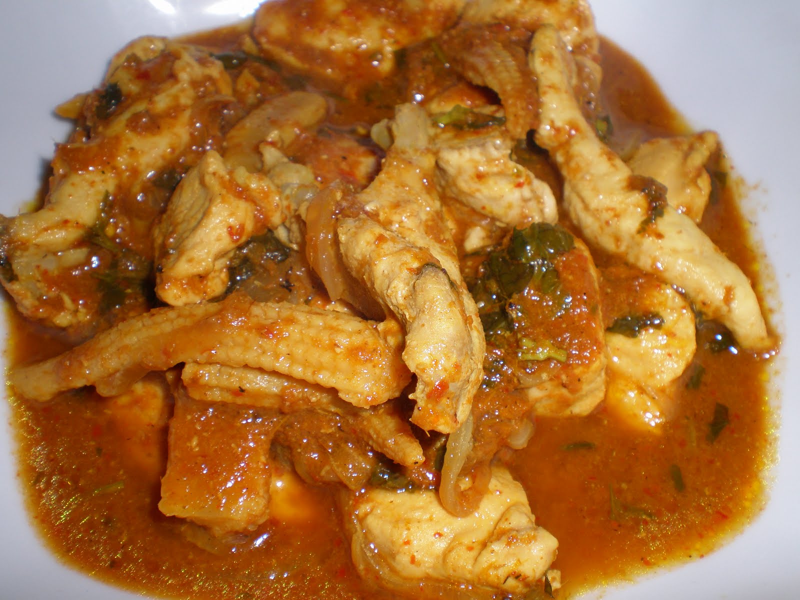 Porque Hay Pollo Amarillo Y Blanco
