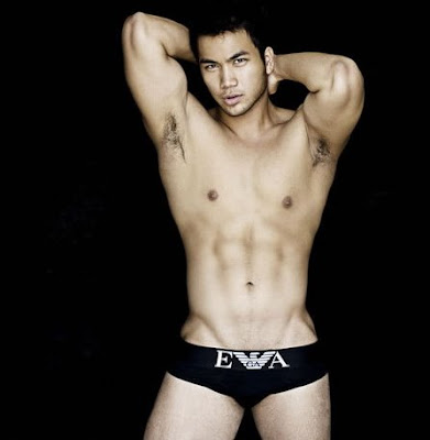 DAILY ASIAN HUNKS: SEXY ASIAN HUNK RICK