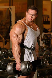 H4 Training: Want to make your arms look bigger?