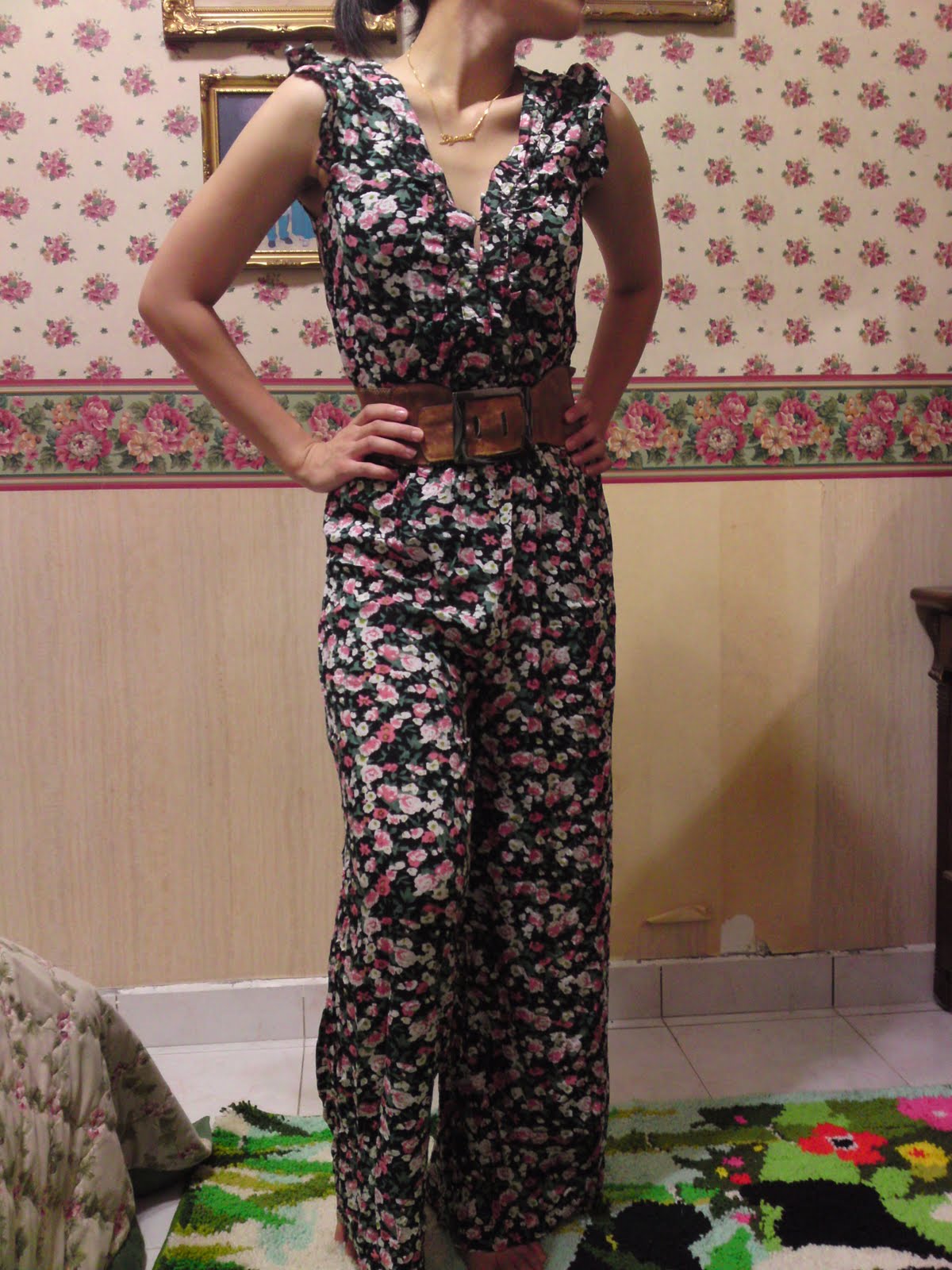 bOomie floral jumpsuits, primark bag n prints!! )
