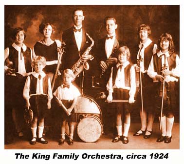 [FourKingSistersAnd+Familly.jpg]
