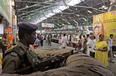 [6975-a-para-military-soldier-mans-a-post-at-chhatrapati-shivaji-teminus-in-mumbai-india-monday-dec-8.jpg]
