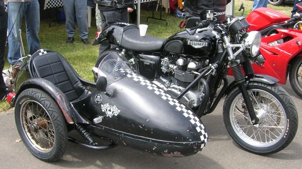 Triumph Sidecar
