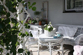 Con encanto . . .: Mimbre para el exterior