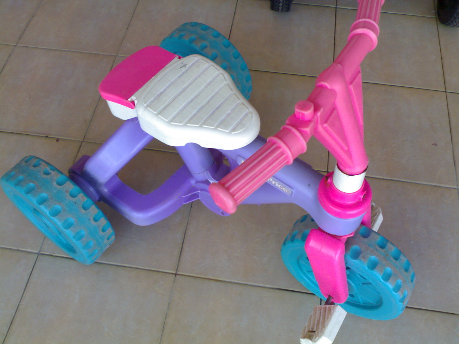 MyBundleToys Fisher Price Tricycle