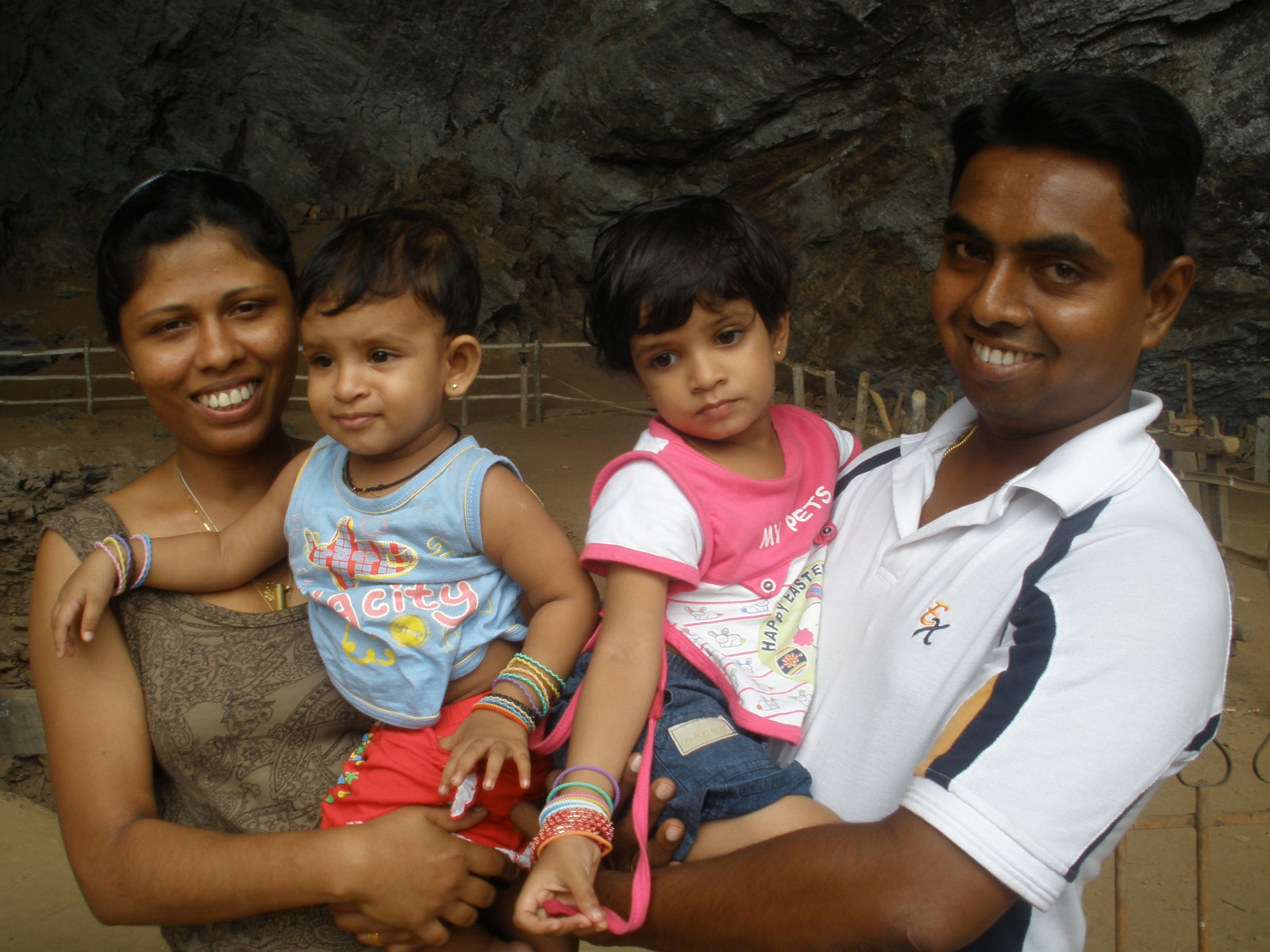 Sorrounding the Indian Ocean " Sri Lanka": Pleasent people