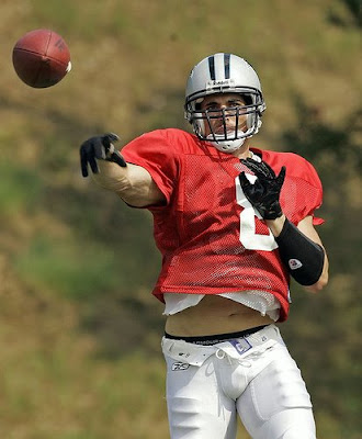 Football player bulge Posted by at 1221 AM 0 comments