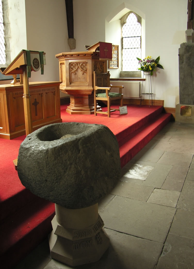 [Photograph+Interior+Balquhidder+Parish+Church+Scotland.jpg]