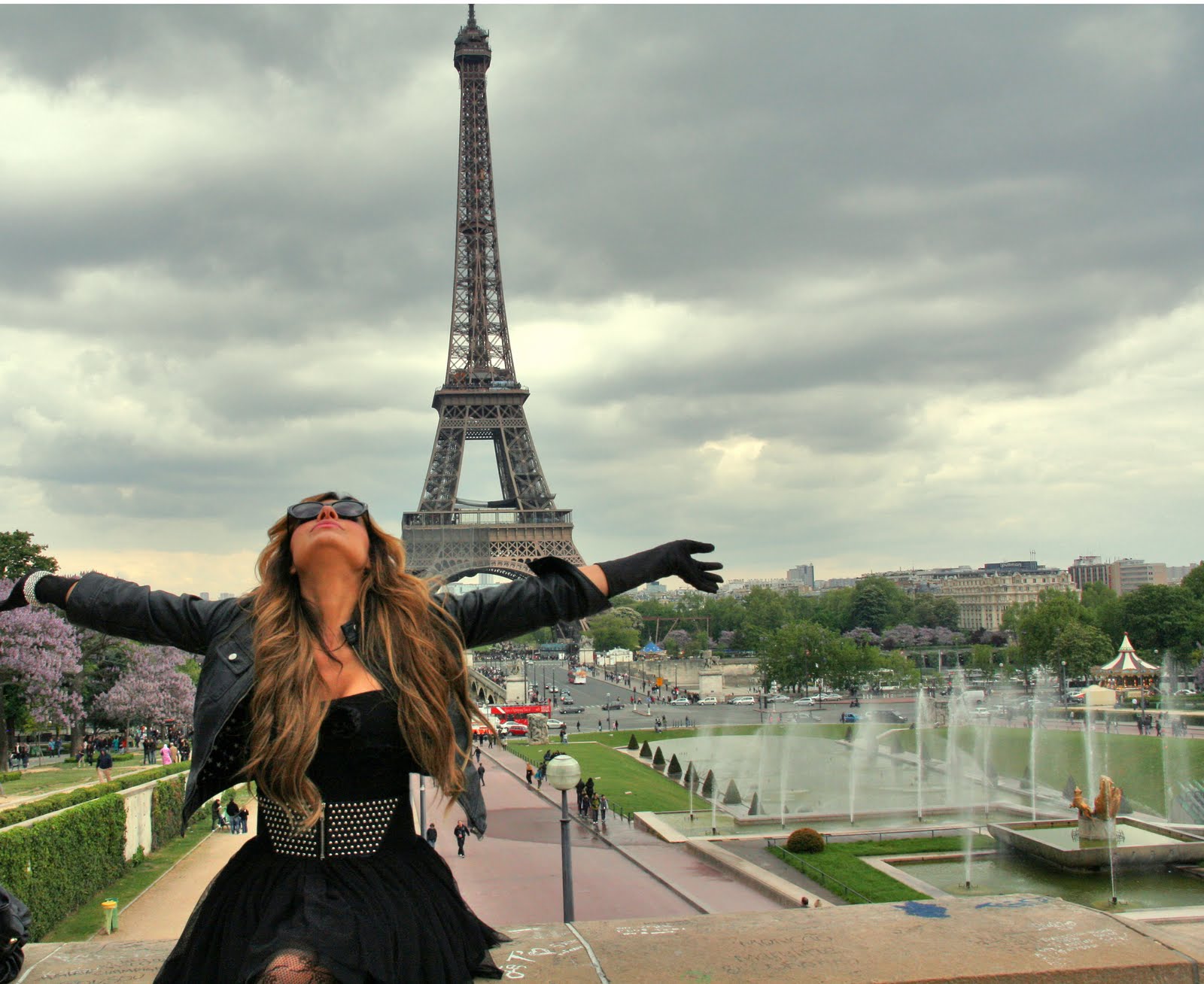 paris with teens Sexy cat make up