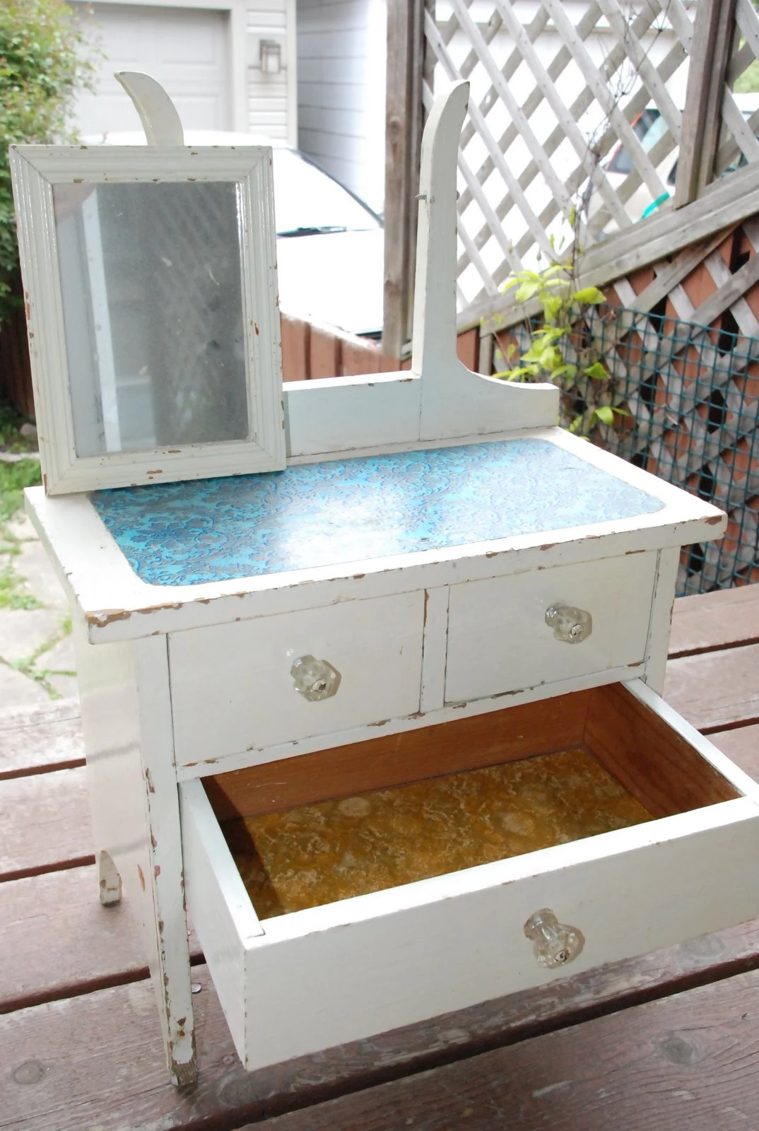 vintage doll bed, vintage child vanity