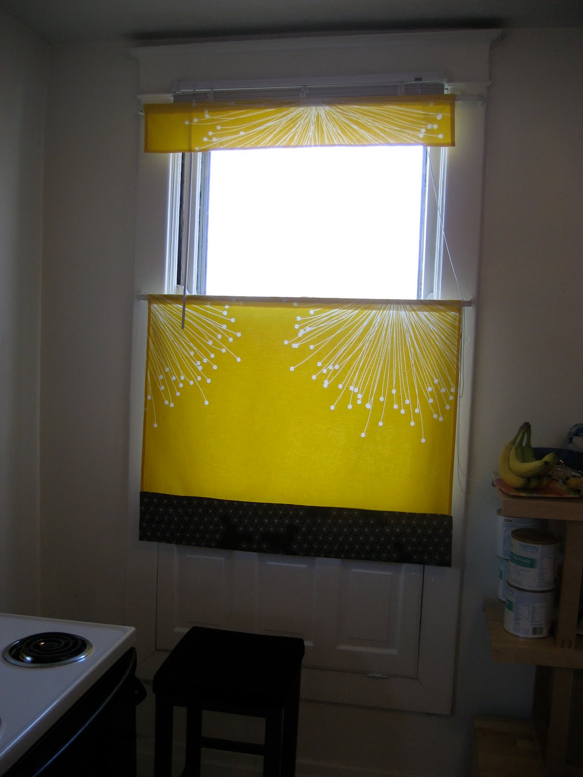 a little gray: Kitchen Curtains